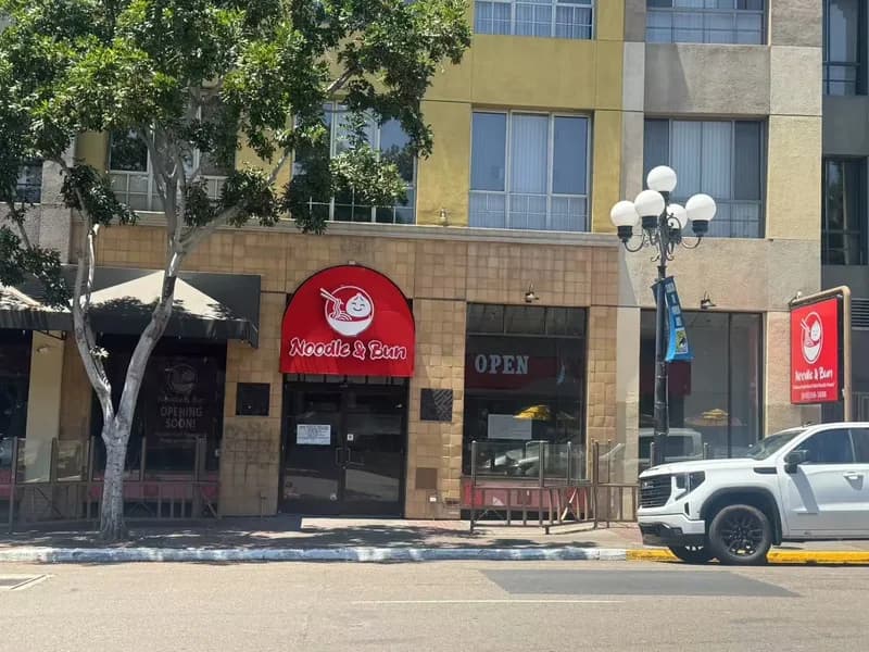 Noodle & Bun, Restaurants in Gaslamp Quarter
