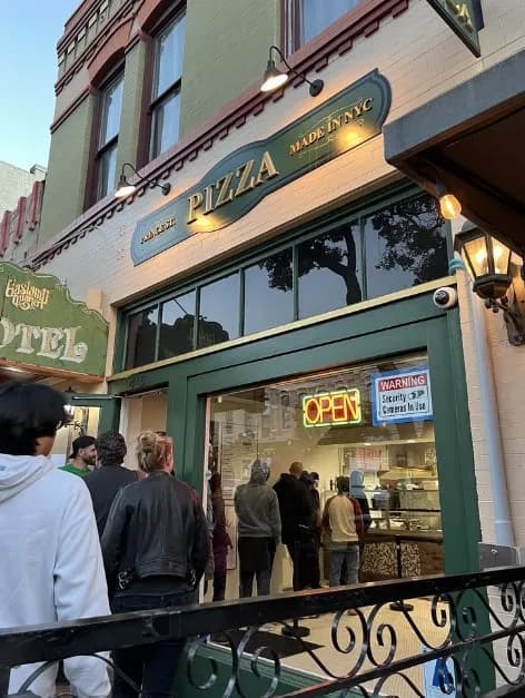 Prince Street Pizza, Pizza in Gaslamp Quarter