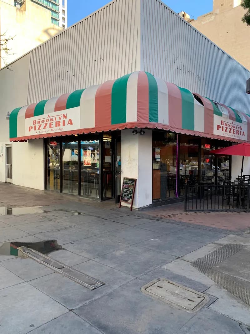 A Brooklyn Pizzeria, Pizza in Gaslamp Quarter
