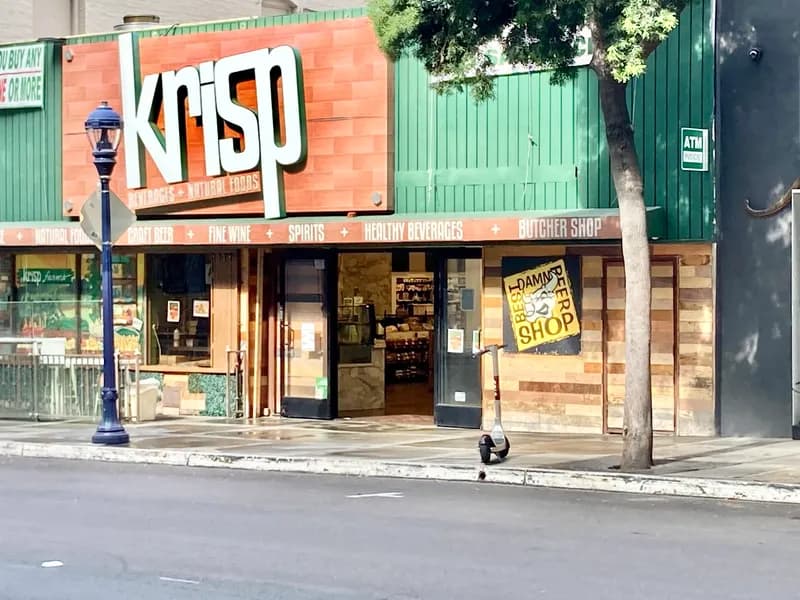 Krisp Beverages + Natural Foods, Pizza in Gaslamp Quarter