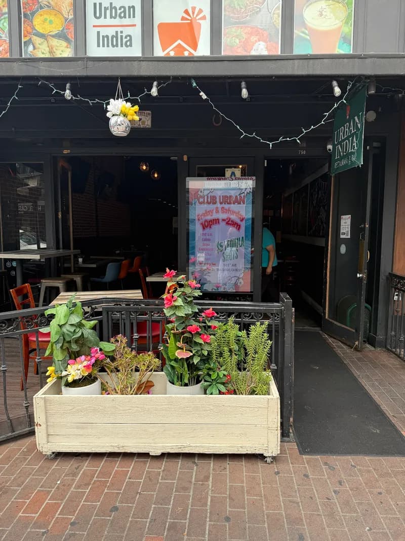 Urban India | Restaurant & Bar, Seafood in Gaslamp Quarter
