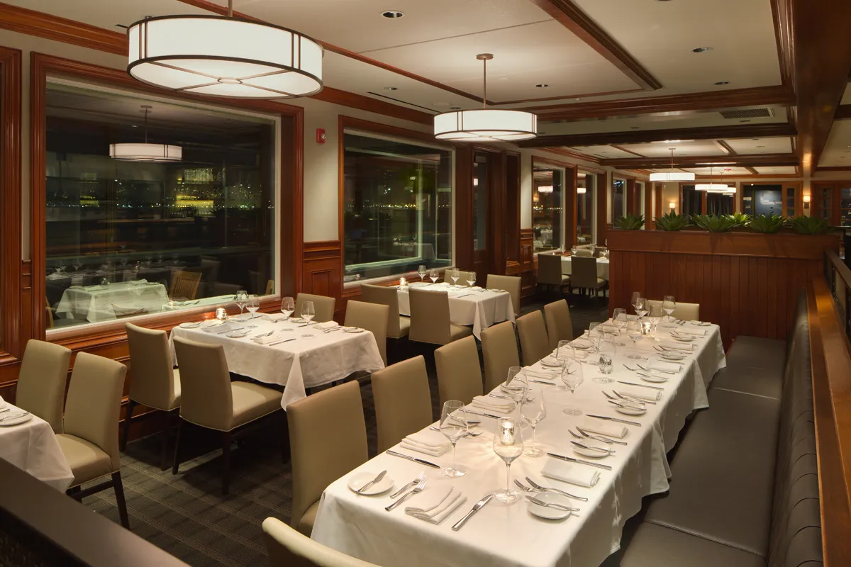 Top of the Market - San Diego, Seafood in Little Italy