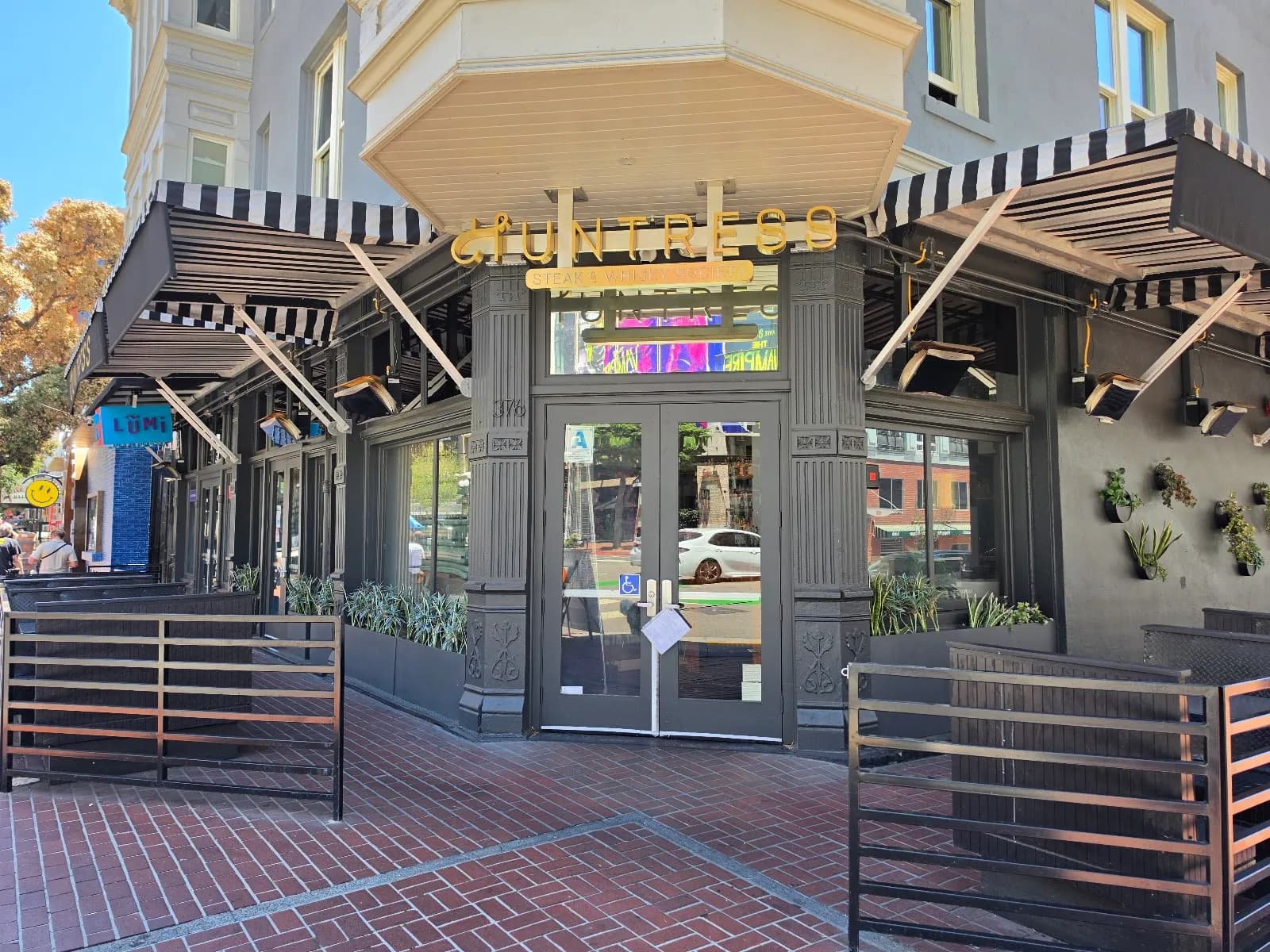 Huntress, American in Gaslamp Quarter