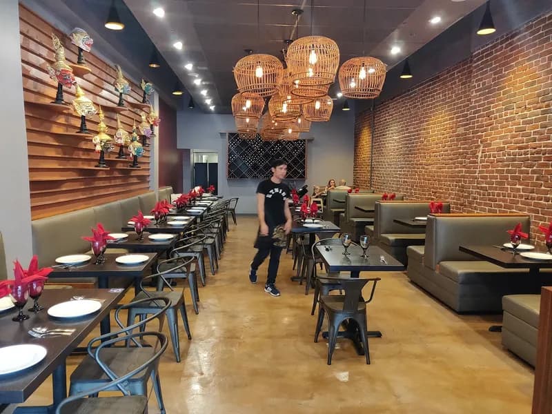 Thotsakan Thai and Vegetarian Cuisine, Thai in Gaslamp Quarter