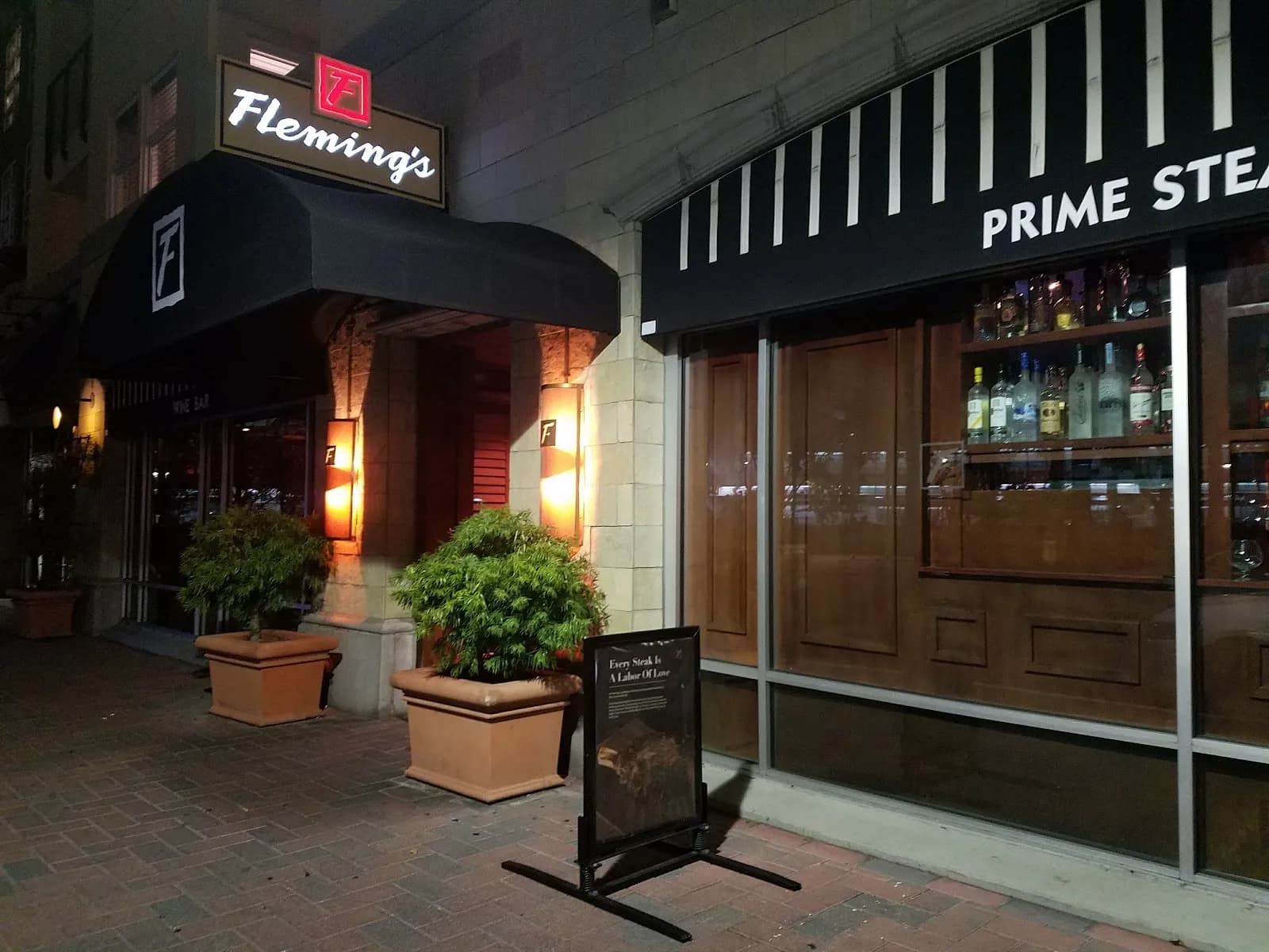 Fleming’s Prime Steakhouse & Wine Bar, Steakhouse in Gaslamp Quarter