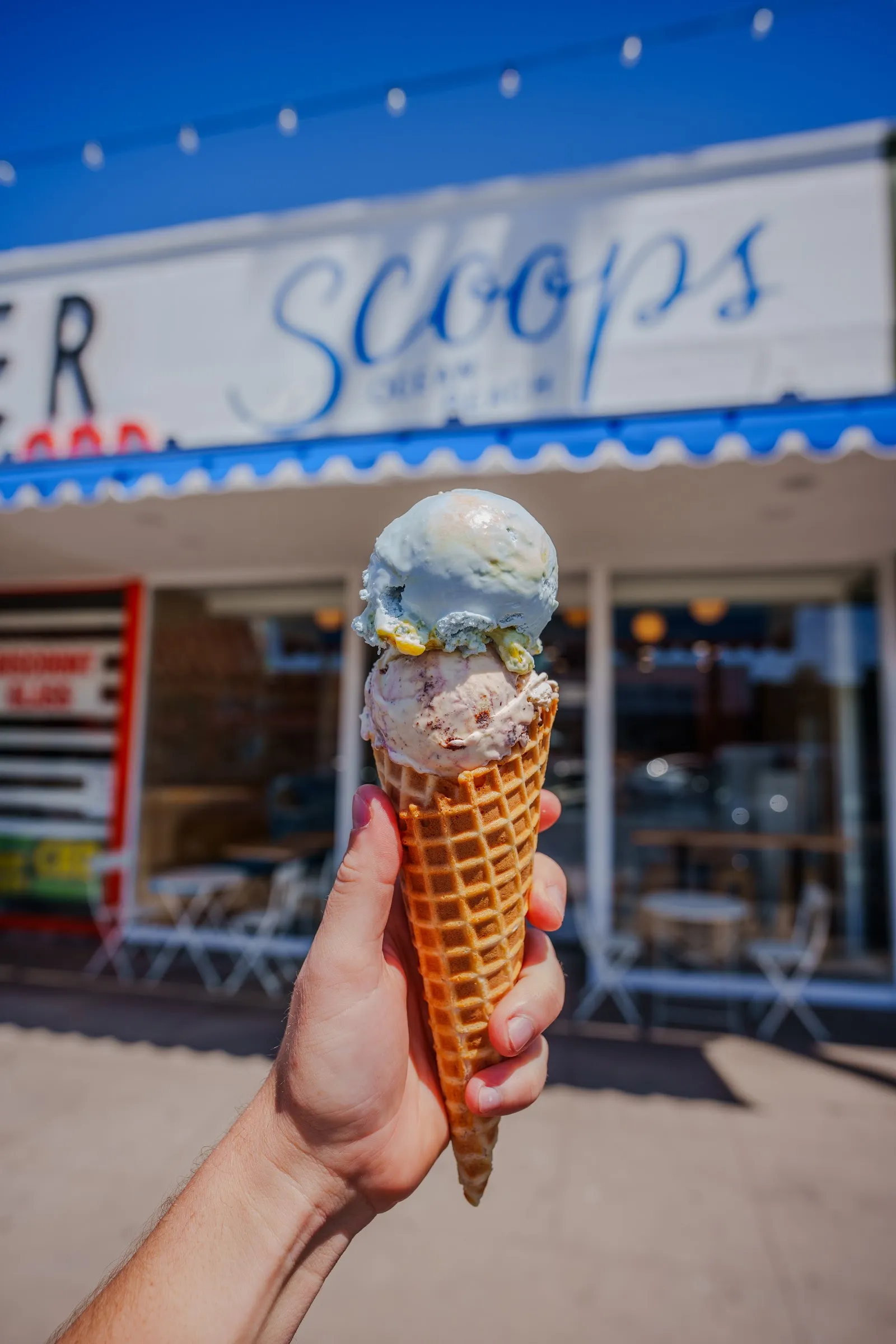 Scoops Ocean Beach, Ice Cream & Dessert in Ocean Beach