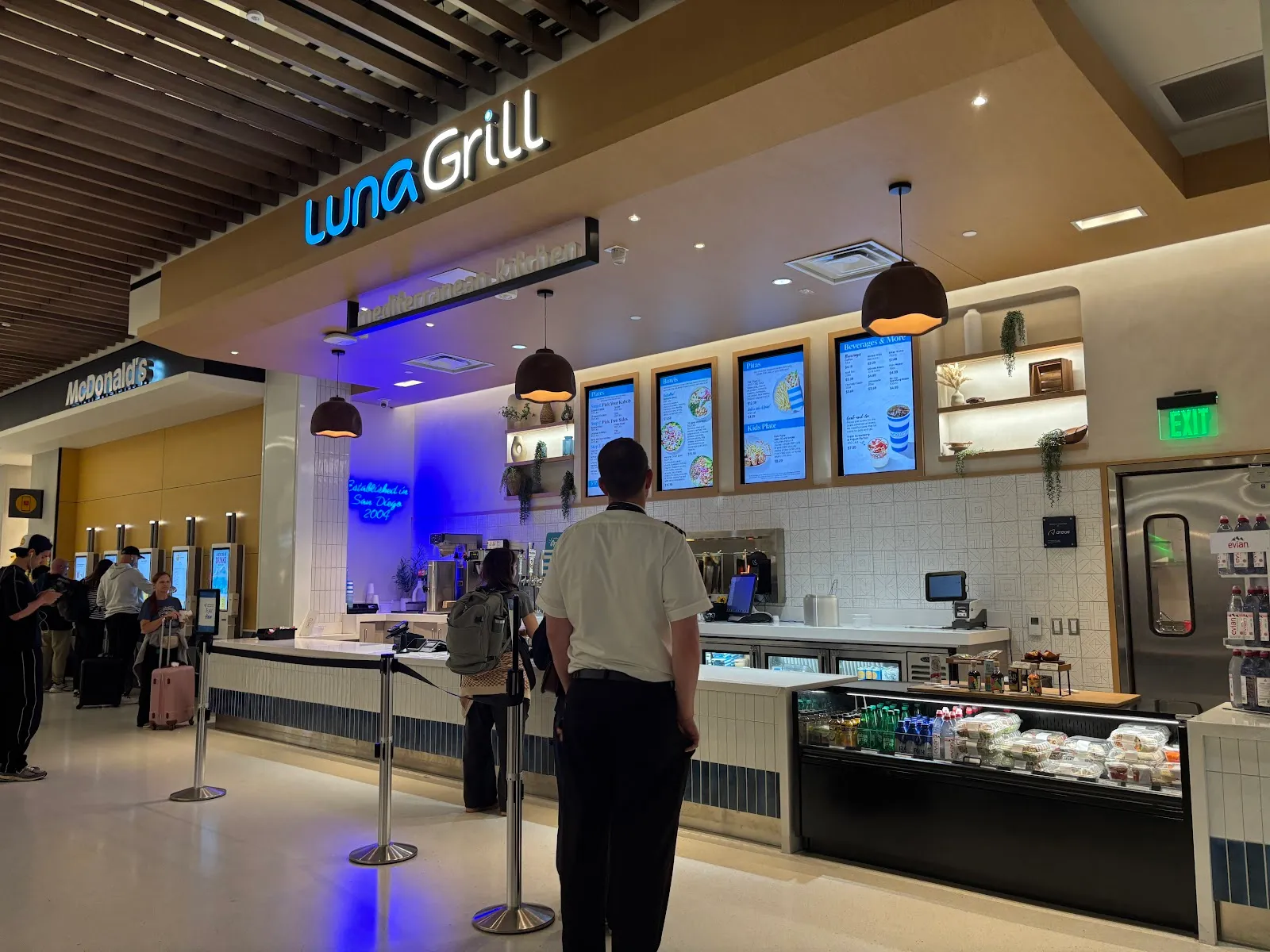 Luna Grill, Mediterranean in Point Loma