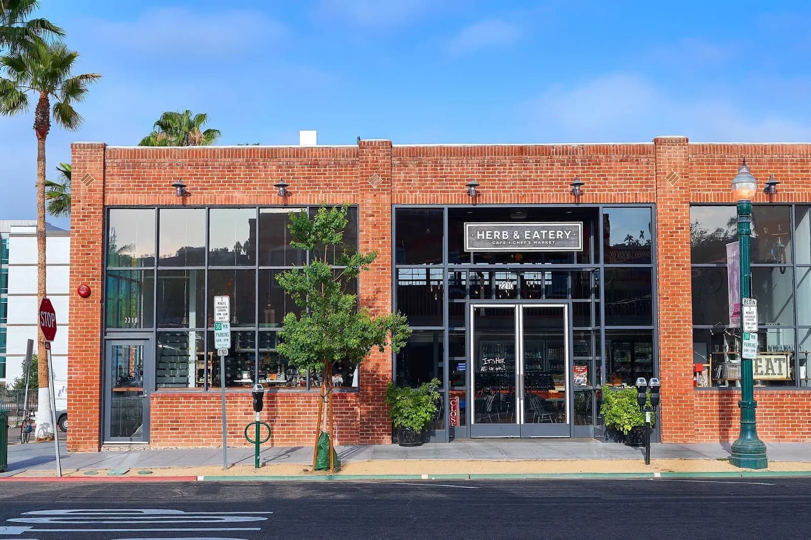 Herb & Wood, Mediterranean in Little Italy