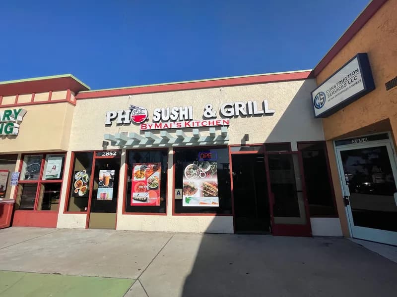 Pho & Sushi - Asian Fusion, Sushi in Barrio Logan