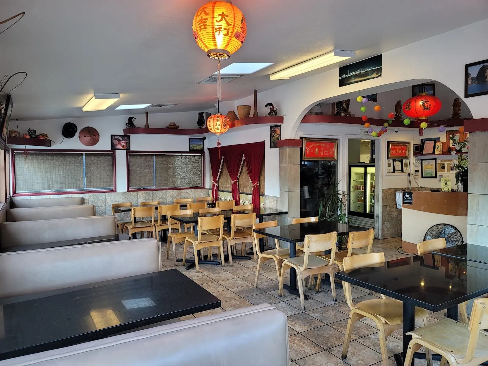 Pho Sao Bien Vietnamese Restaurant, Vietnamese in Pacific Beach