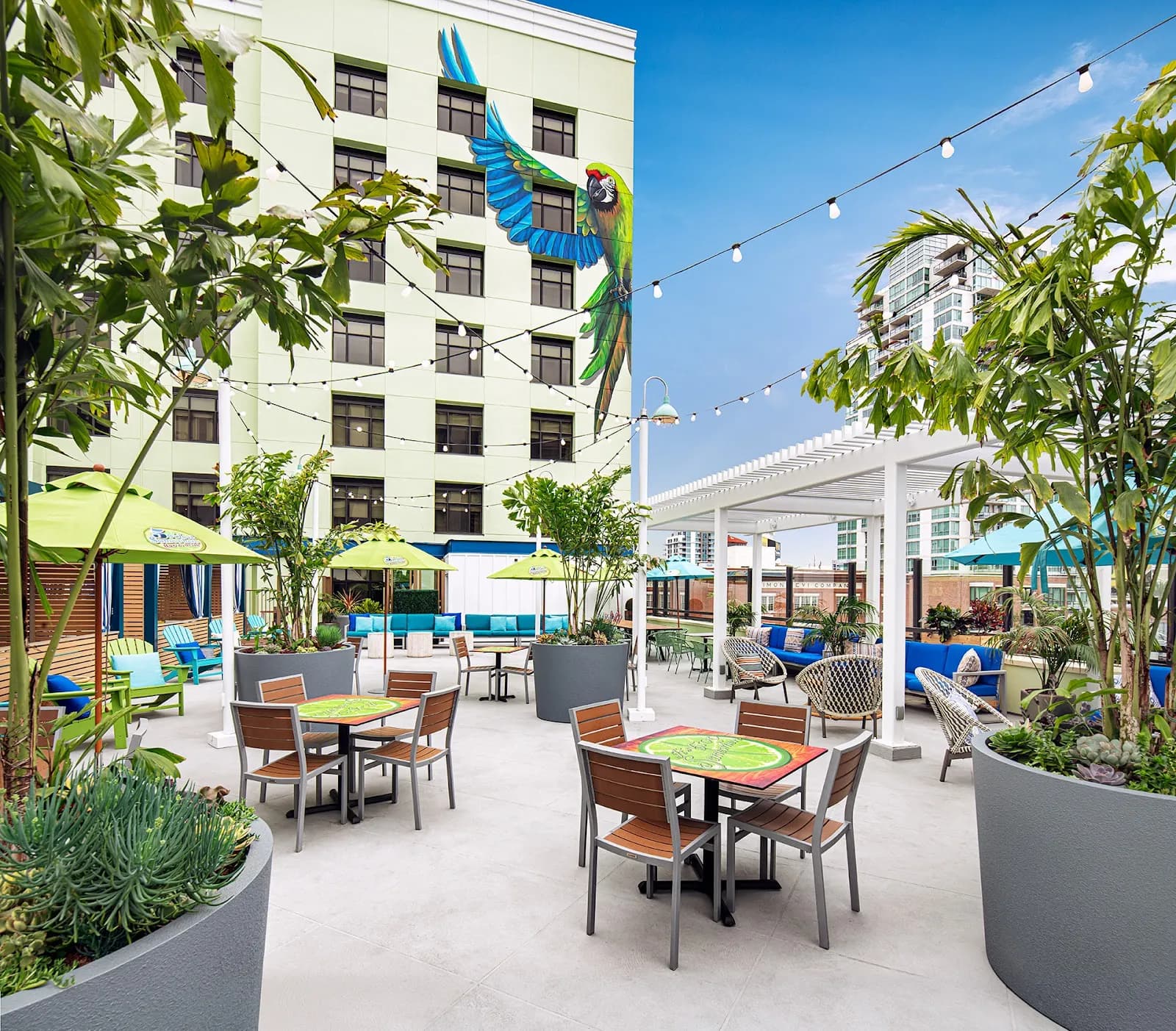 5 o'Clock Somewhere Rooftop Bar, Restaurants in Gaslamp Quarter