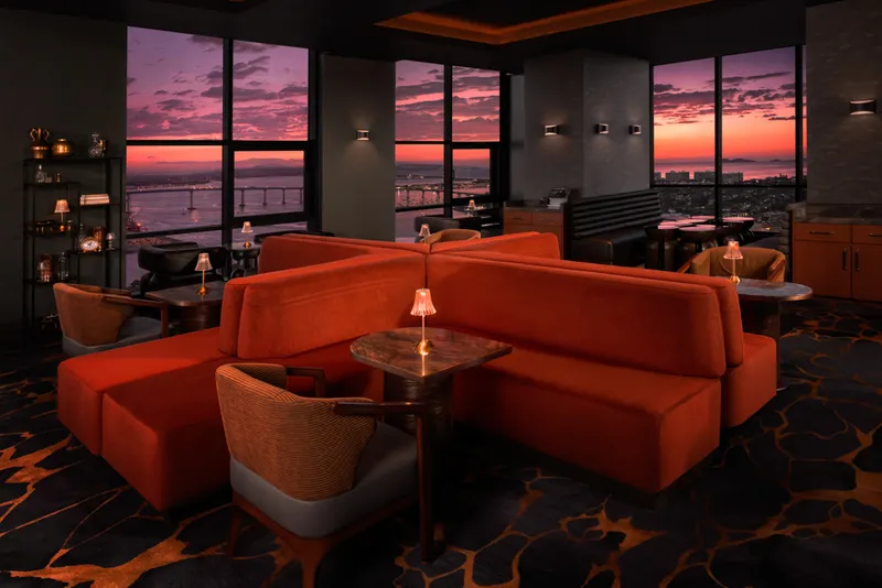 Top of the Hyatt, Bars in Gaslamp Quarter