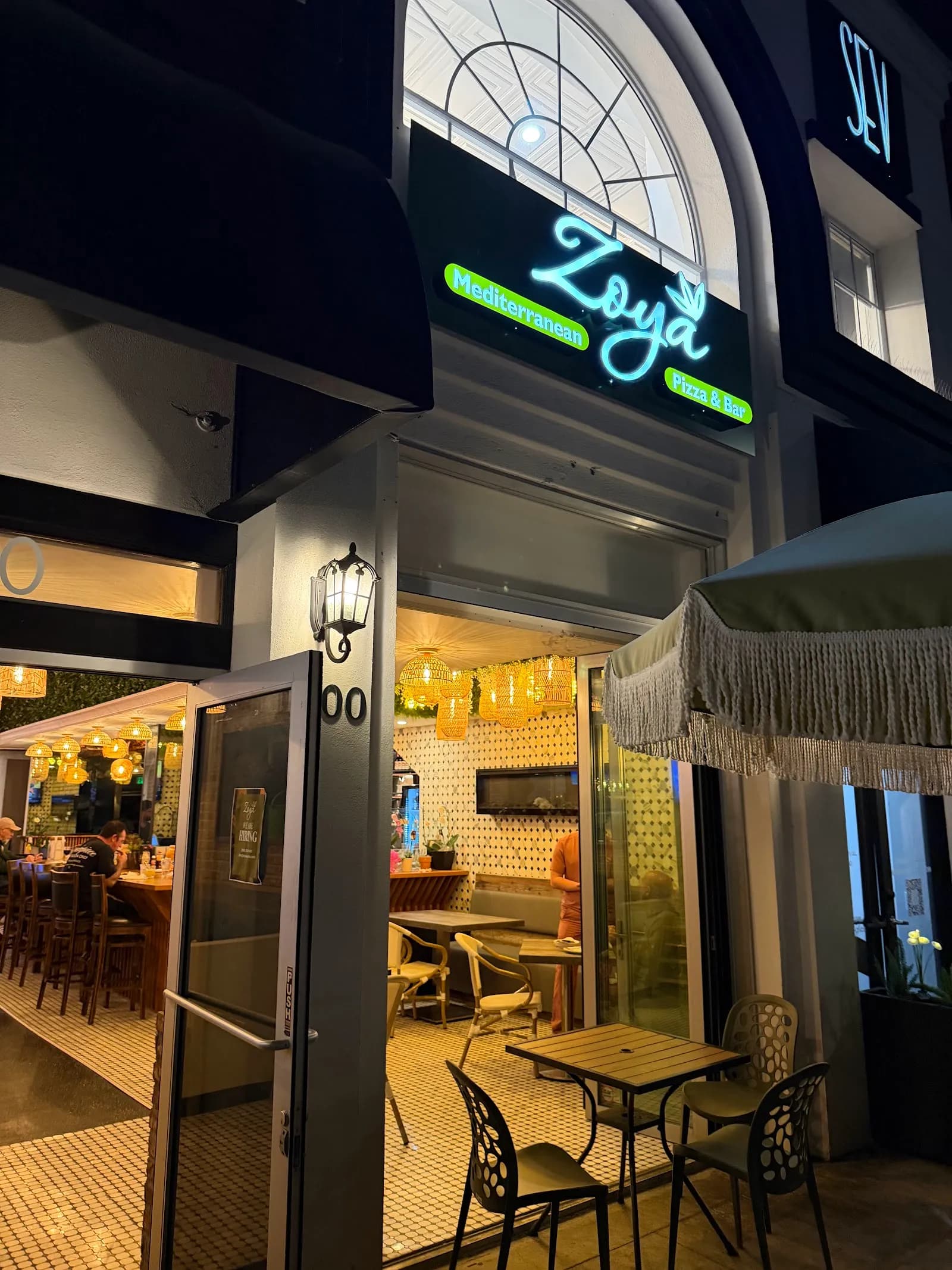 Zoya, Pizza in La Jolla