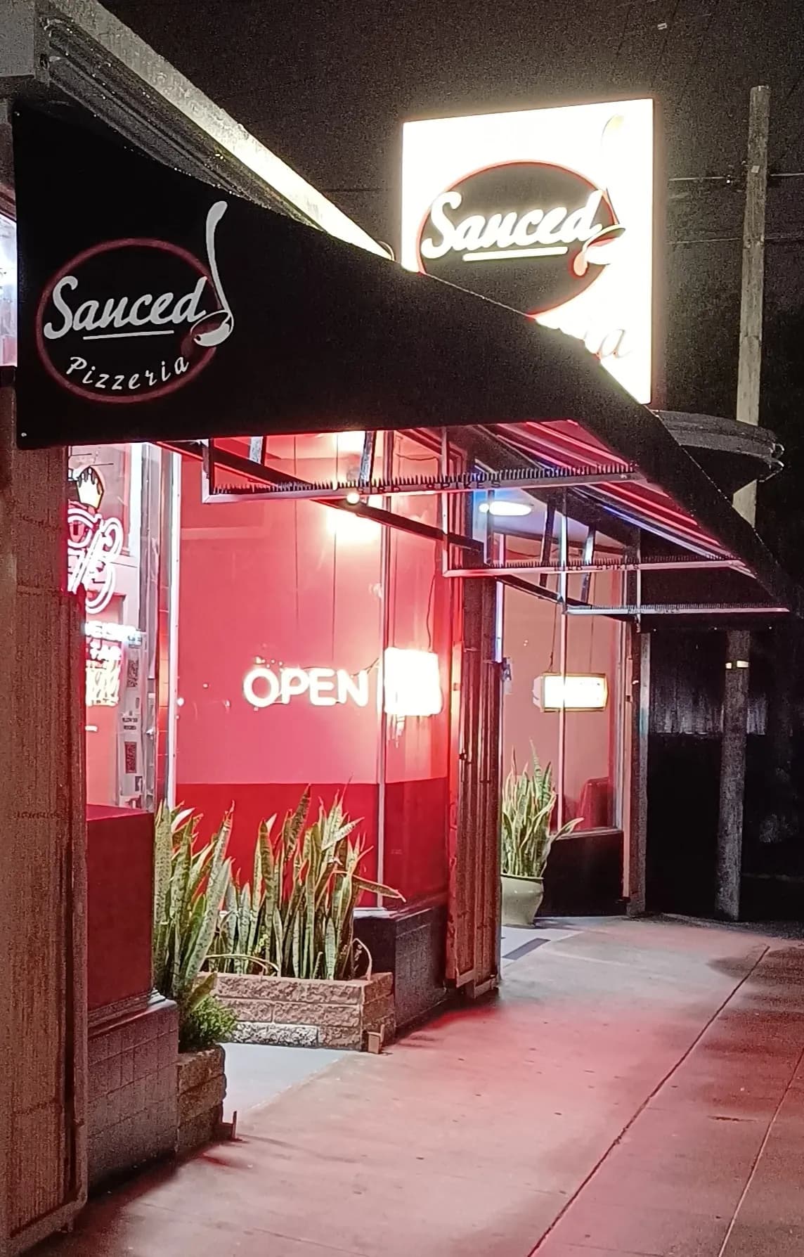 Sauced Pizzeria, Pizza in Pacific Beach