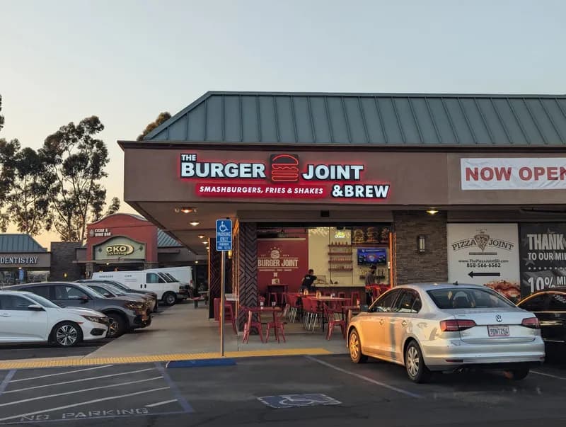 The Burger Joint and Brew, Burgers in Miramar