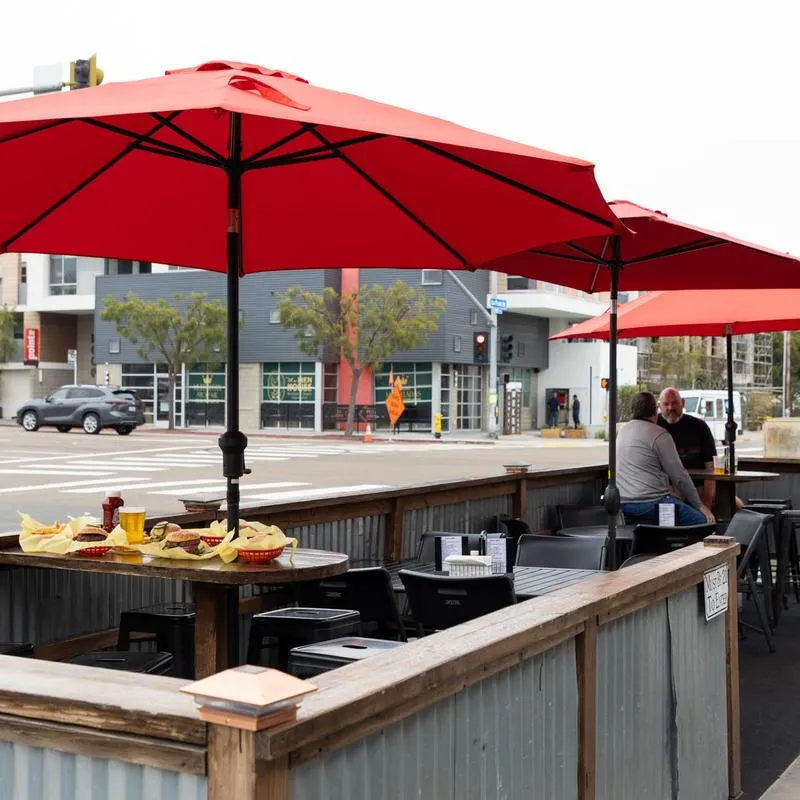 Rocky's Crown Pub, Burgers in Pacific Beach