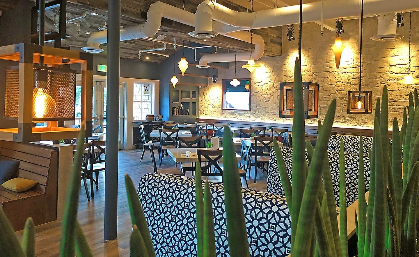 Cafe Athena, Mediterranean in Pacific Beach