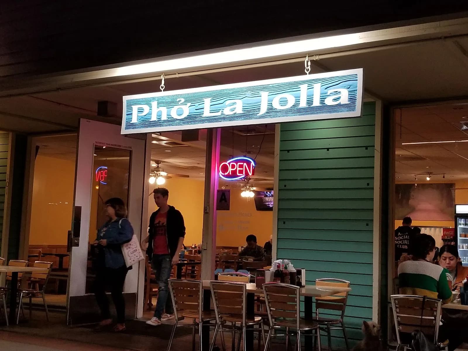 Pho La Jolla, Vietnamese in University City