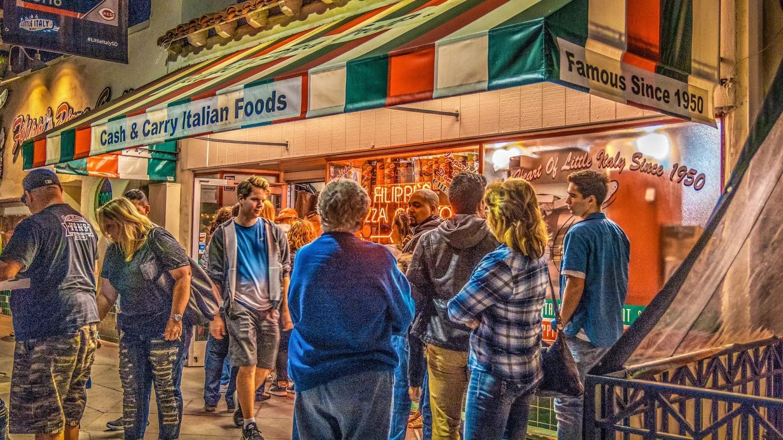 Filippi's Pizza Grotto Little Italy, Pizza in Little Italy