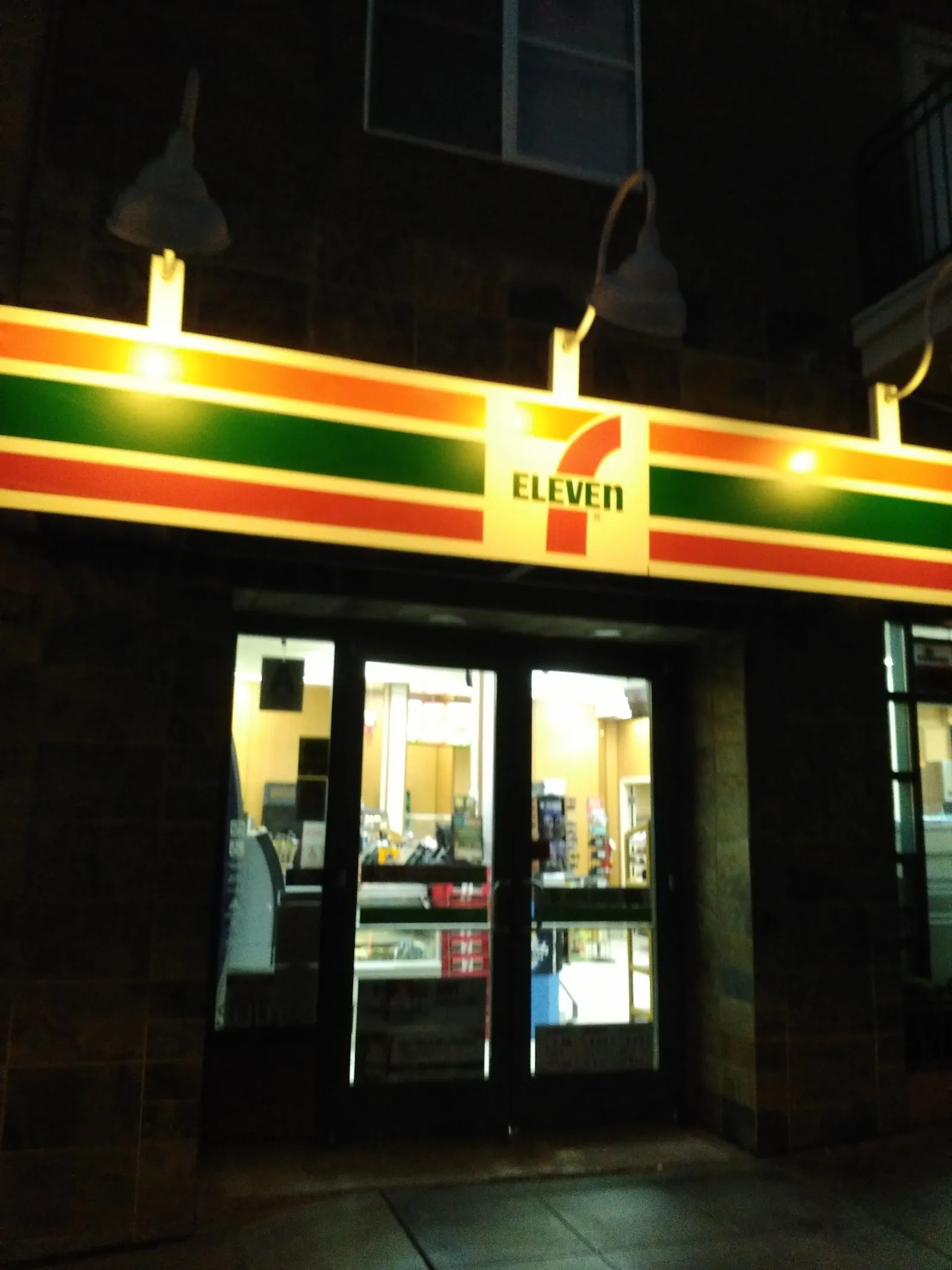 7-Eleven, Pizza in Little Italy