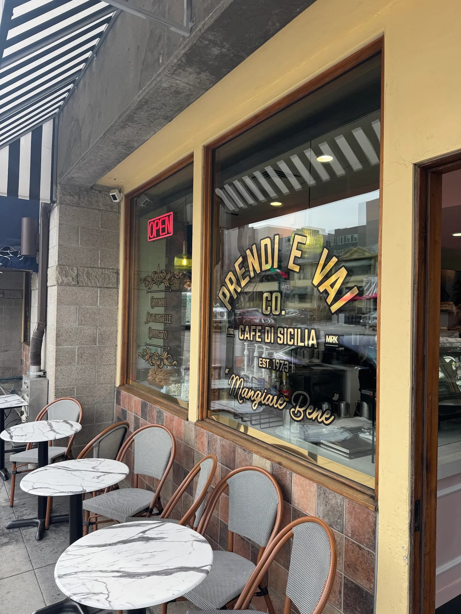 Prendi E Vai, Italian in Little Italy