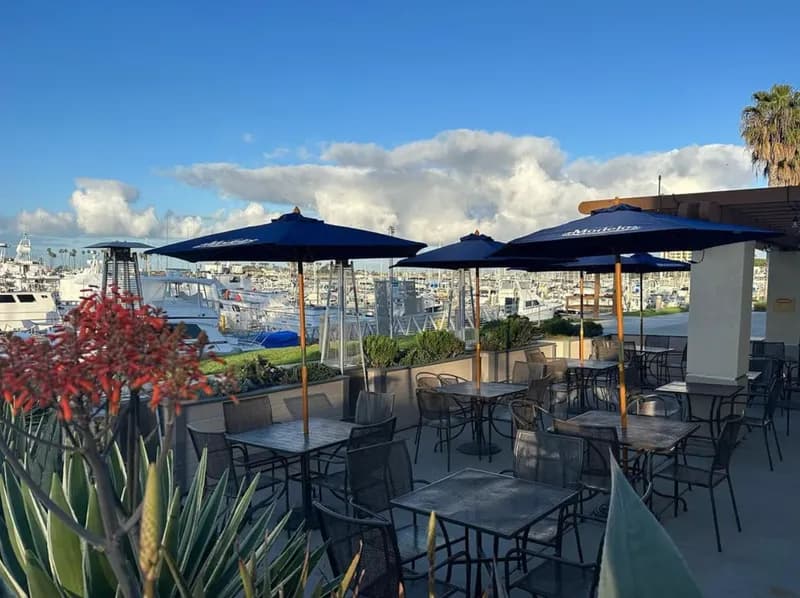 Charli's Landing, Restaurants in Mission Beach