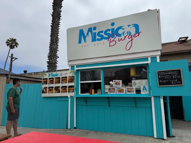 Mission Burger, Restaurants in Pacific Beach