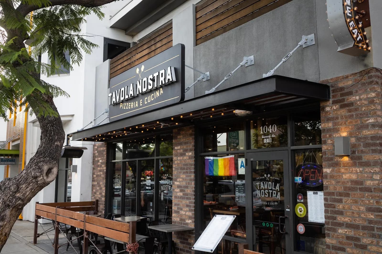 Tavola Nostra Pizzeria e Cucina in Hillcrest