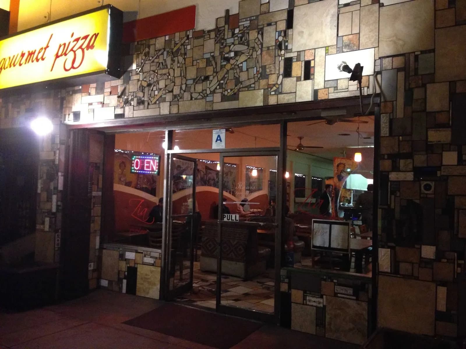 Zia Gourmet Pizza in Normal Heights