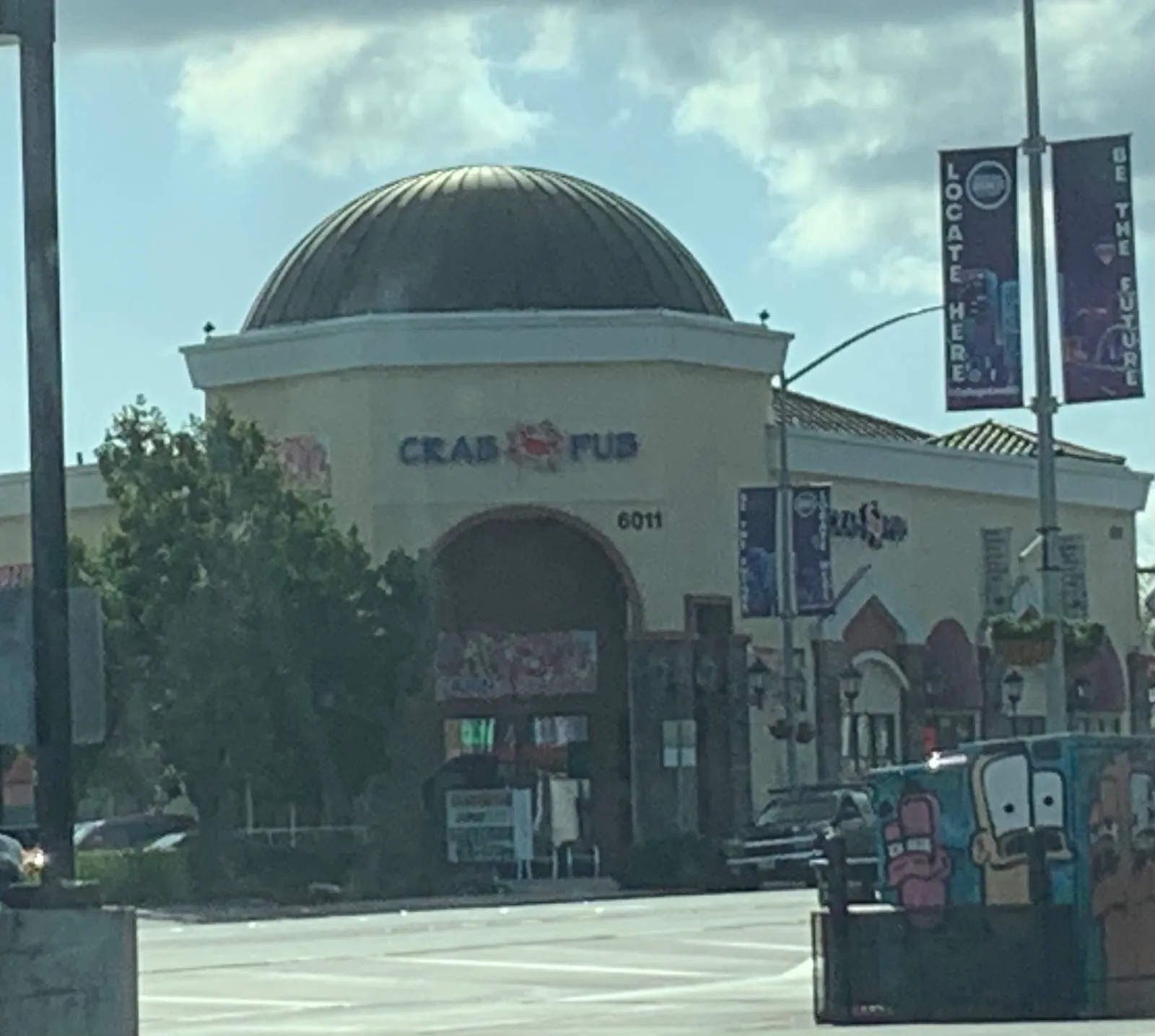 Crab Pub in College Area