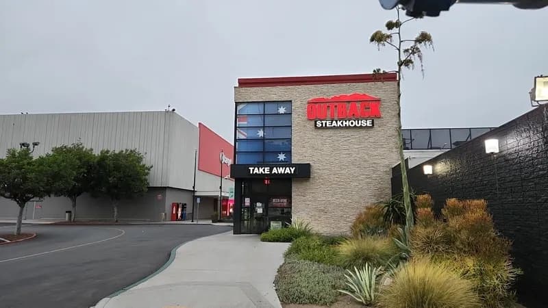 Outback Steakhouse, Venue in Mission Valley