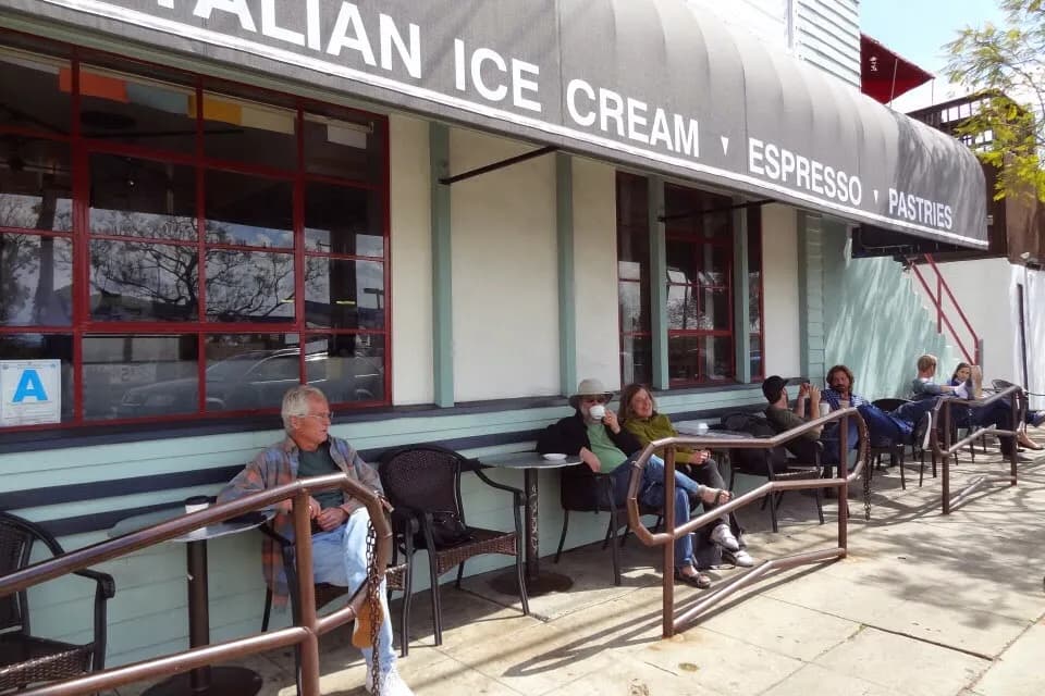 Gelato Vero Caffe, Restaurants in Mission Hills