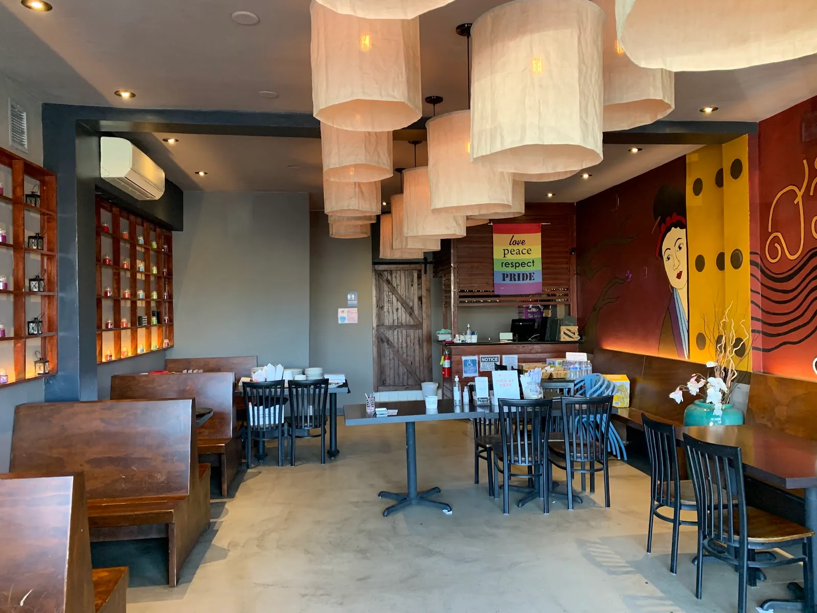 Veganic Thai Cafe in Hillcrest