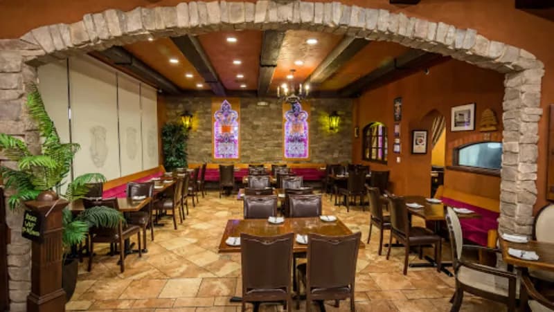 Alforon Mediterranean / Lebanese Cuisine, Venue in College Area