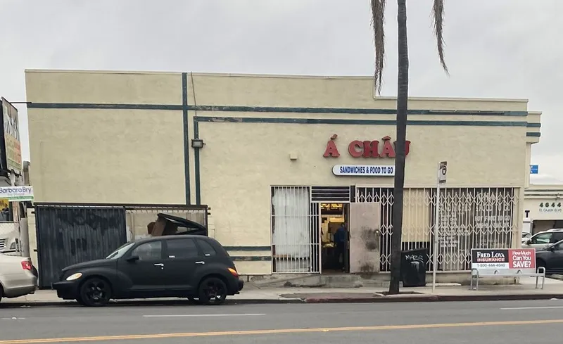 A chau, Venue in Talmadge
