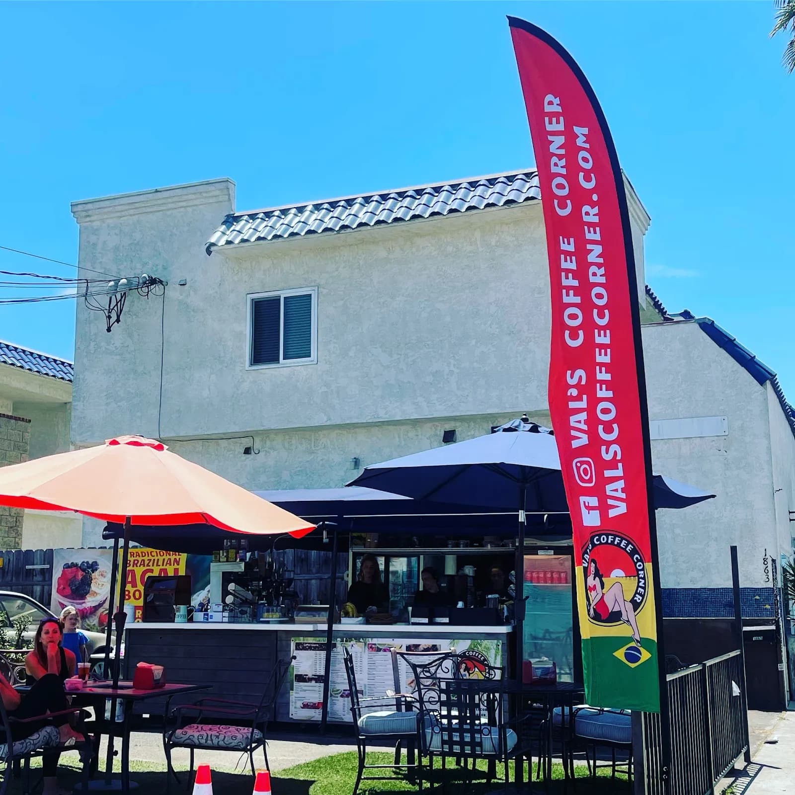 Val's Coffee Corner in Ocean Beach