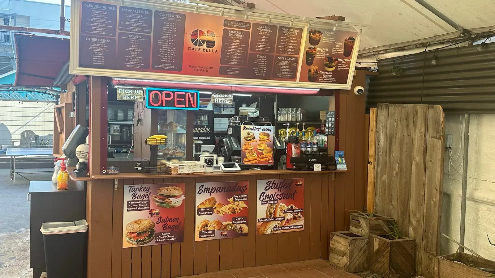 Cafe Bella in Ocean Beach