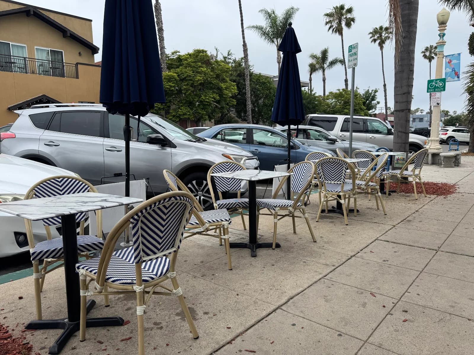 Hungry Lu's in Ocean Beach
