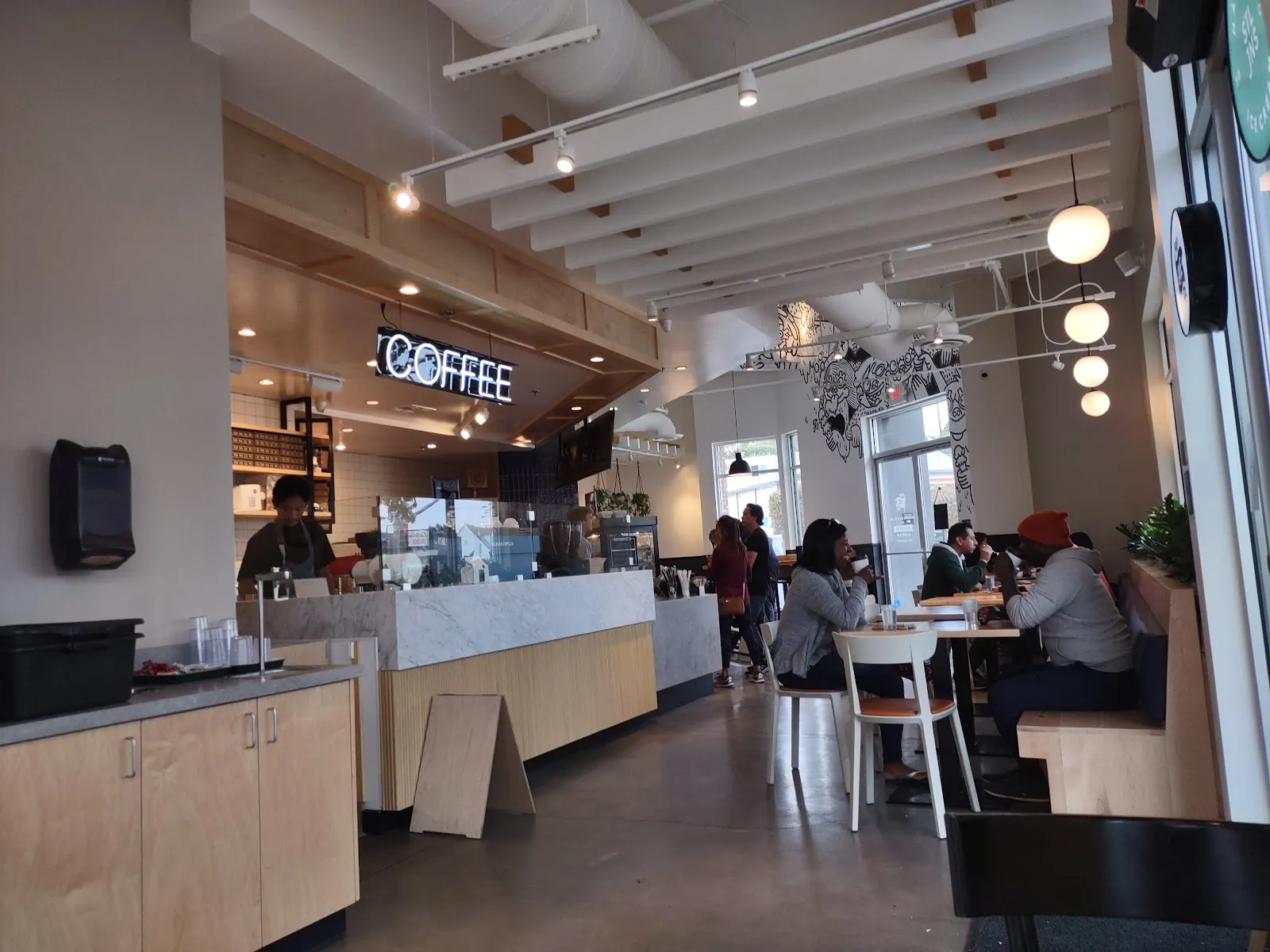 Pop Pie Co. in Point Loma