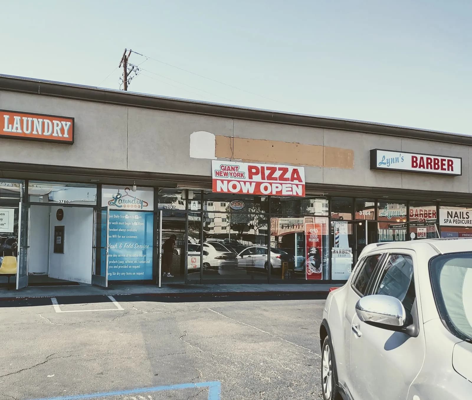 Giant New York Pizza in Point Loma