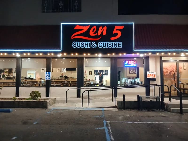 Zen 5, Restaurants in Pacific Beach