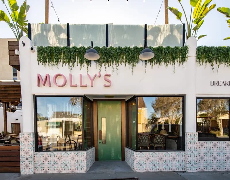 Molly's, Restaurants in Mission Beach
