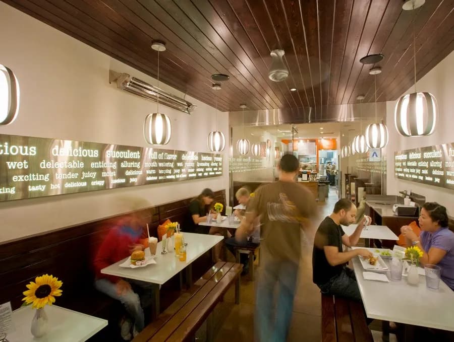 Burger Lounge in Coronado