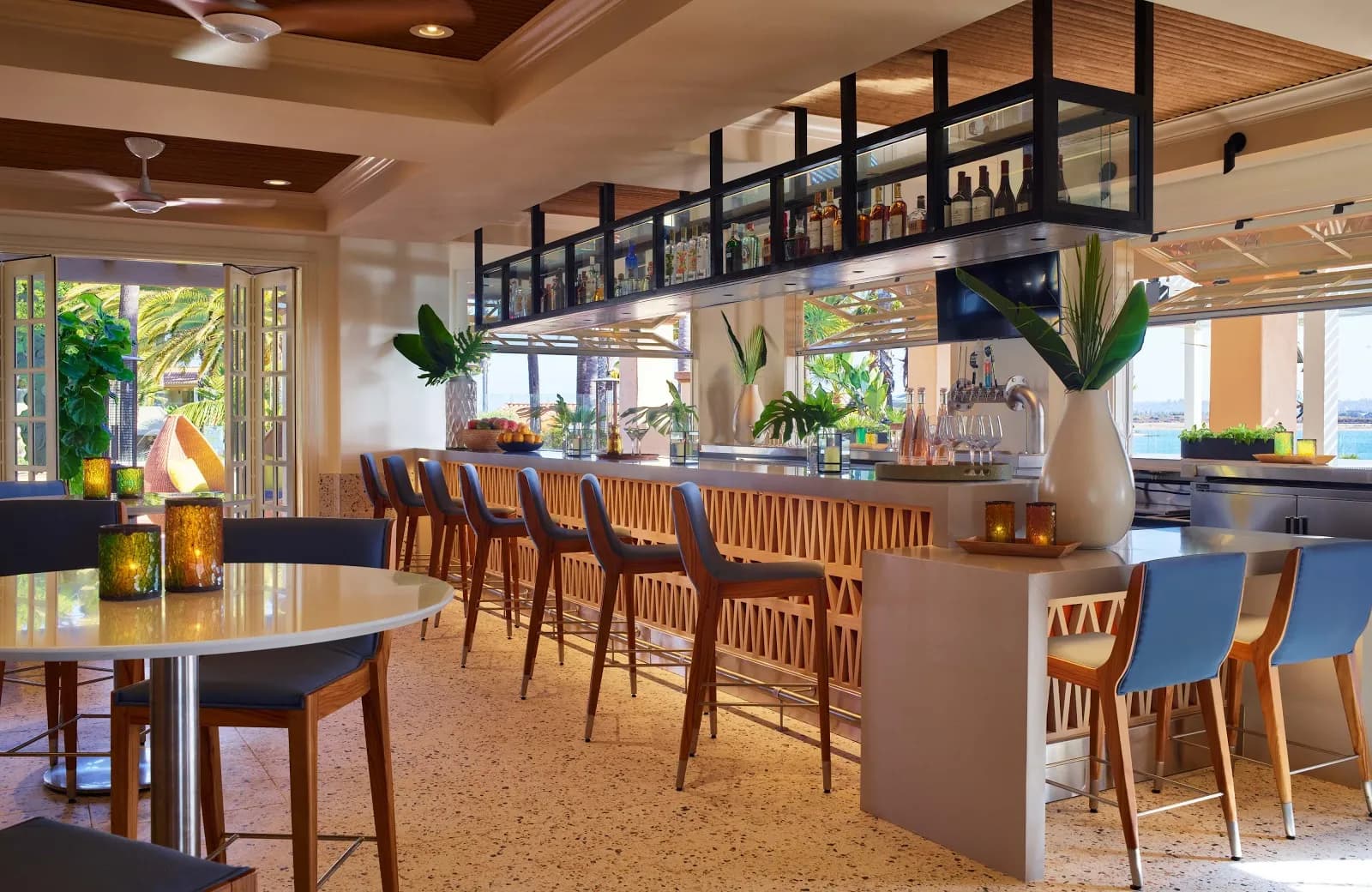 Covewood Restaurant in Bay Park