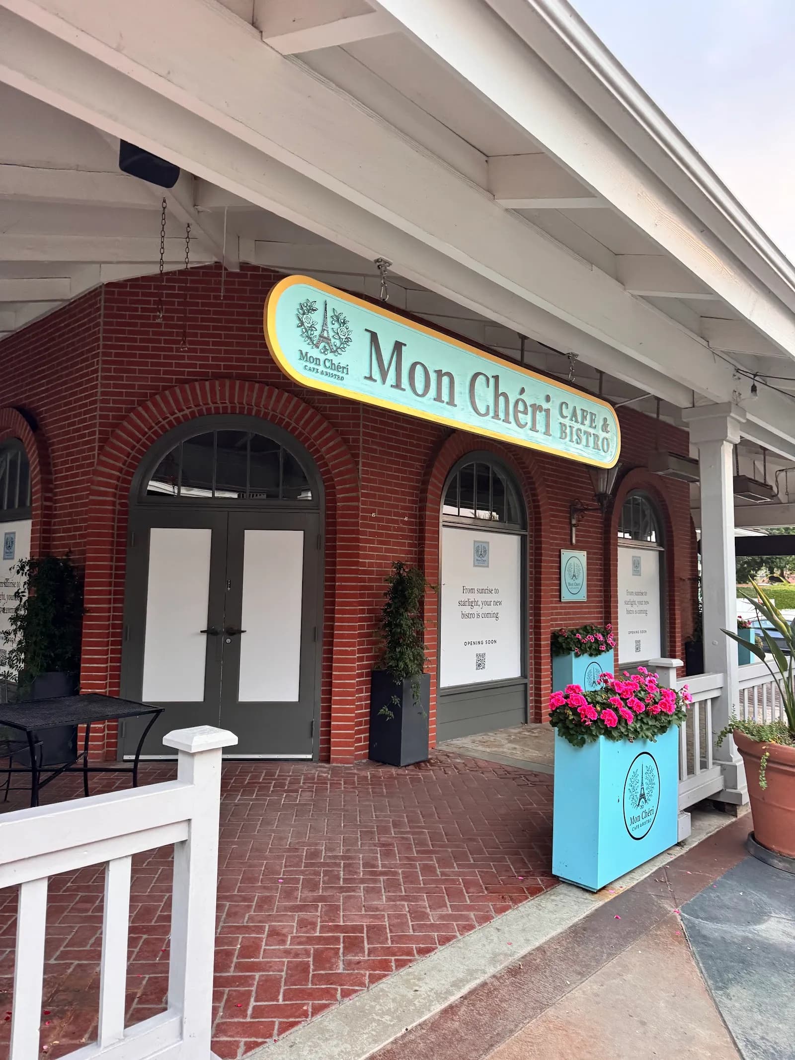 Mon Cheri Cafe & Bistro, Restaurants in Encinitas