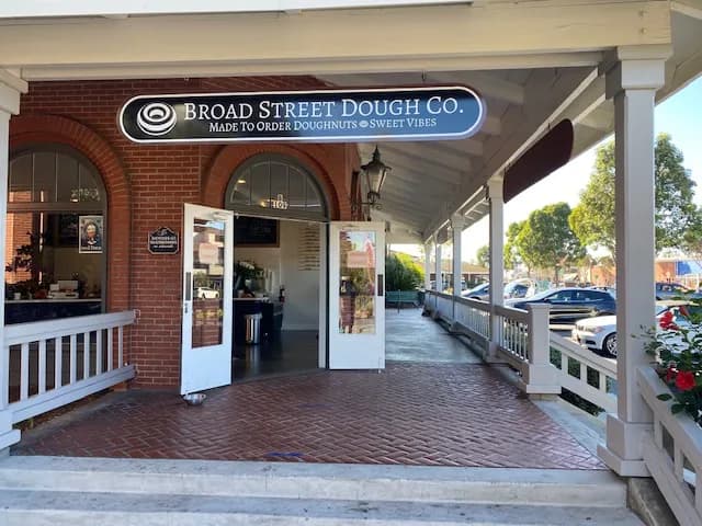 Broad Street Dough Co, Bakeries in Encinitas