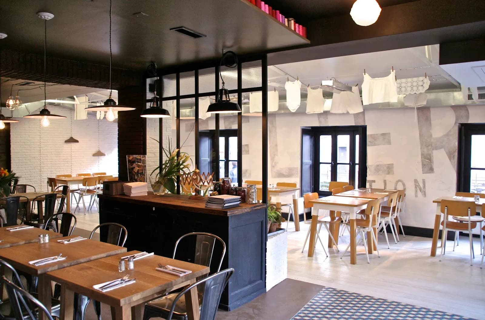 La Corde à Linge, Restaurants in Petite France