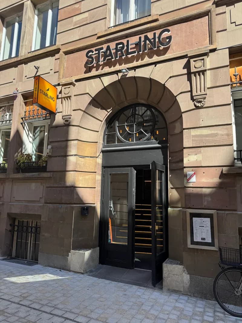 Starling Burgers Centre, Restaurants in Petite France