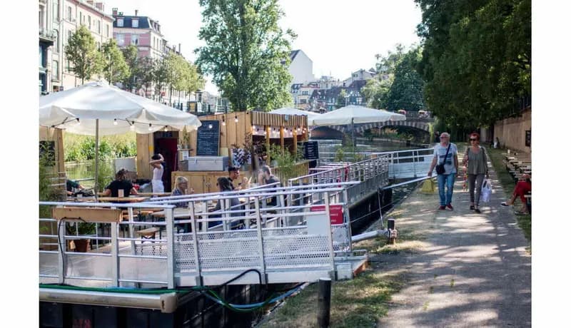 Le Lavoir - Bar - Terrasse éphémère flottante, Restaurants in Quartier Gare