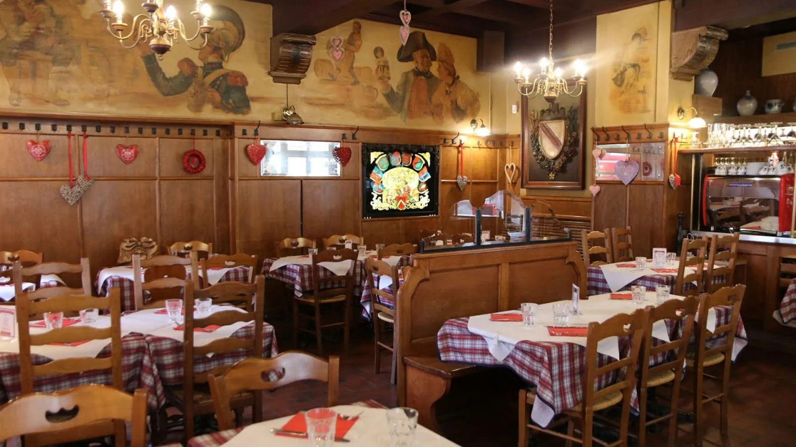 Aux Armes de Strasbourg, Restaurants in Grande Île